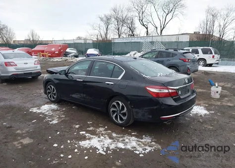 2016 Honda Accord Ex-L V-6 z USA, uszkodzony, nr VIN 1HGCR3F89GA002790